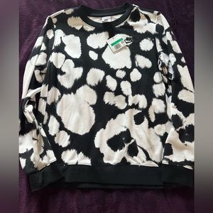 Nike crew neck • youth XL